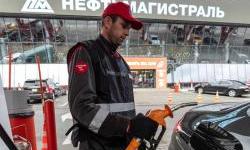 Frustrated Russians grapple with fuel crisis as Ukraine attacks oil refineries