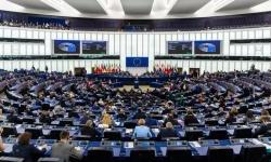 Evropski parlament osuđuje 