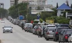 Rusija obustavlja vozove ka okupiranom Krimu posle ukrajinskog napada dronom; Nestašica benzina sve gora