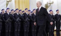 Paranoid Putin increases personal security to 800 officers