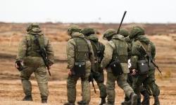 A simple and elegant scheme Billionaires Deripaska, Mikhelson, and Gutseriev all provide financial incentives for Russia’s contract soldiers going to Ukraine