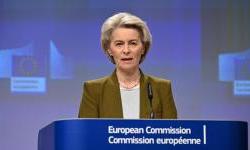 EU accession talks with Ukraine and Moldova should start, Brussels says