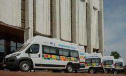 EU and UNDP transfer six more mobile administrative service centre vehicles to communities in Ukraine
