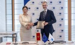 EIB Global obezbjeđuje bespovratna sredstva za digitalizaciju crnogorskih škola